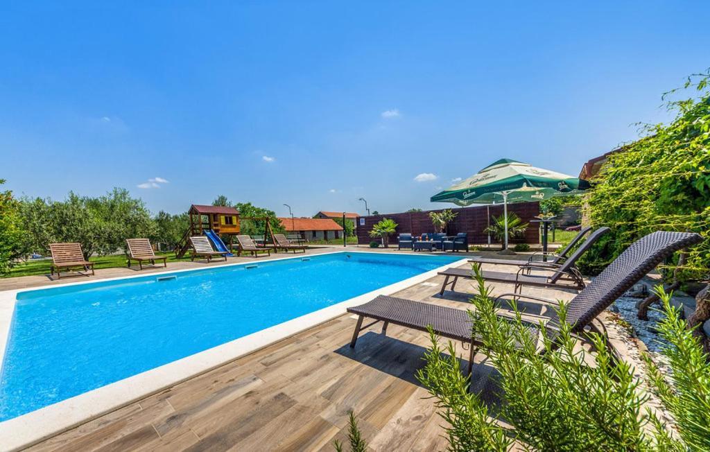 Apartments Mikulic Biograd Na Moru Luaran gambar