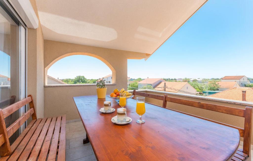 Apartments Mikulic Biograd Na Moru Luaran gambar
