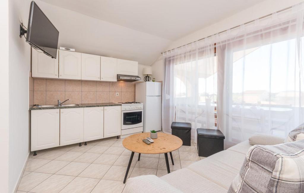 Apartments Mikulic Biograd Na Moru Luaran gambar