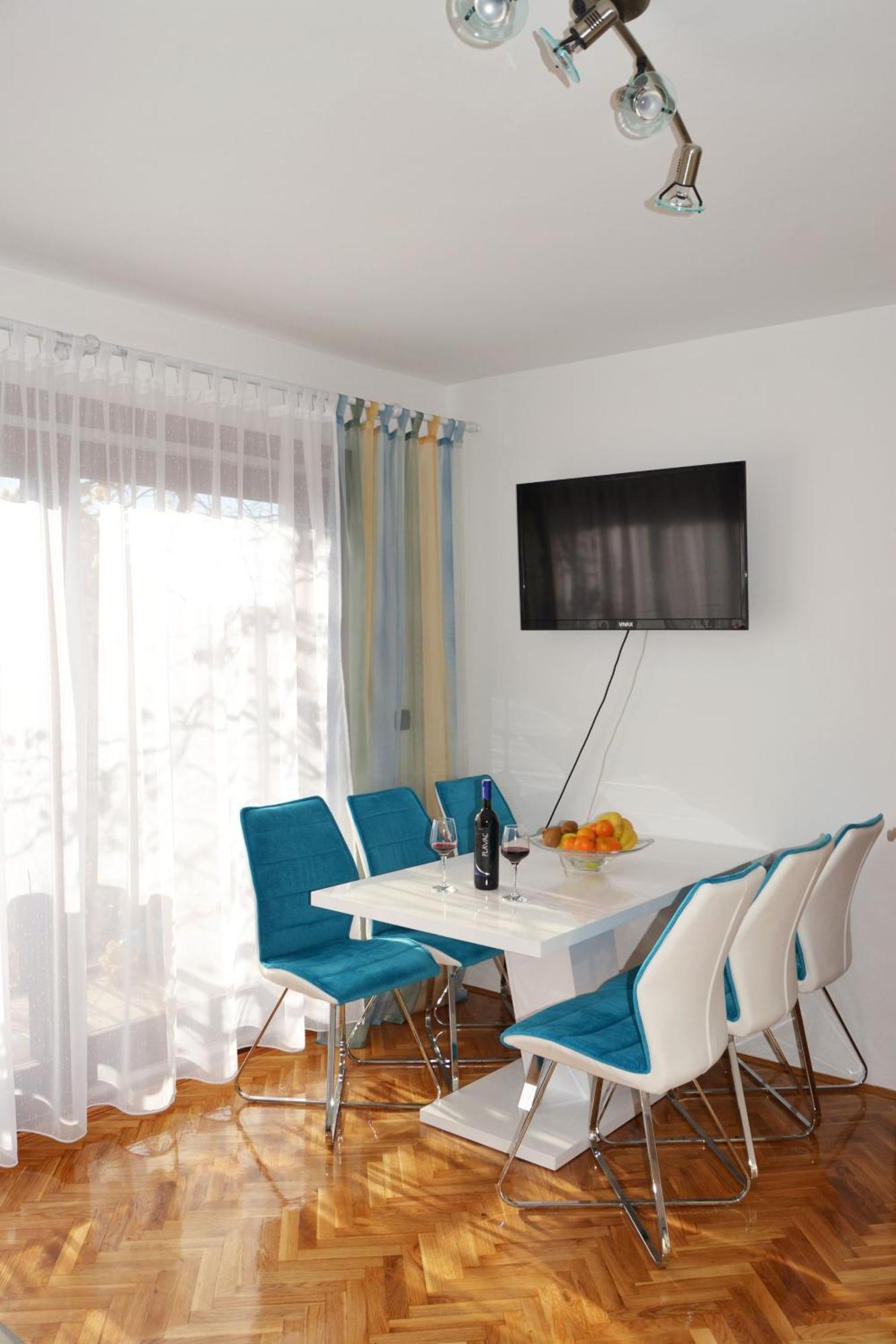 Apartments Mikulic Biograd Na Moru Bilik gambar